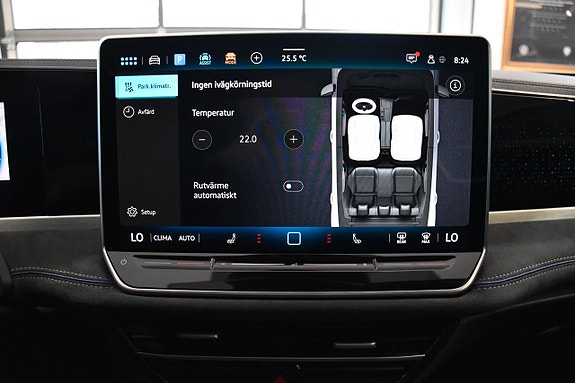 Volkswagen Passat 16 of 25