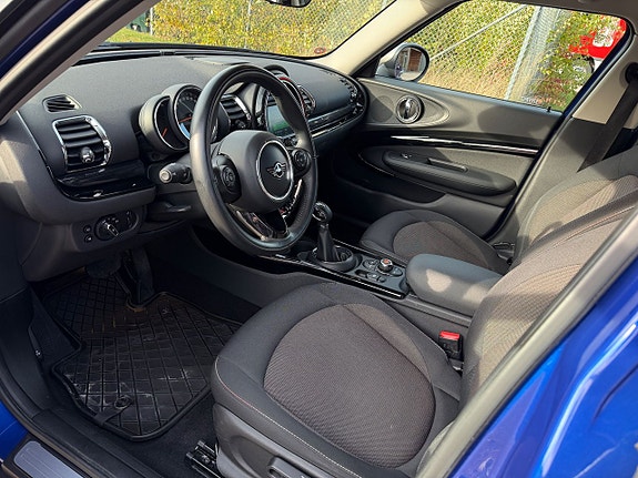MINI Clubman Cooper 9 of 18