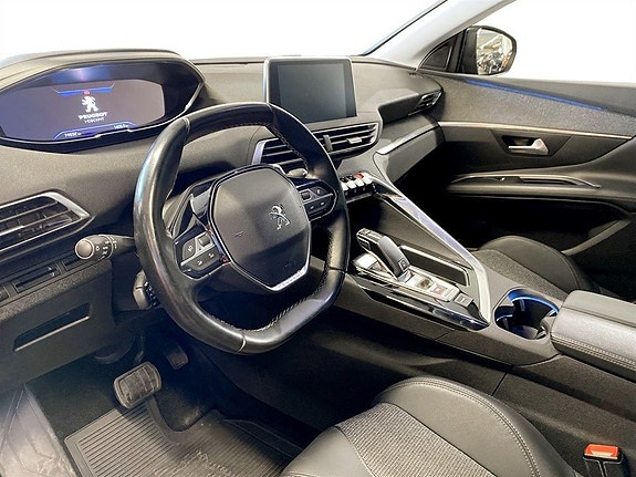 Peugeot 3008 4 of 5