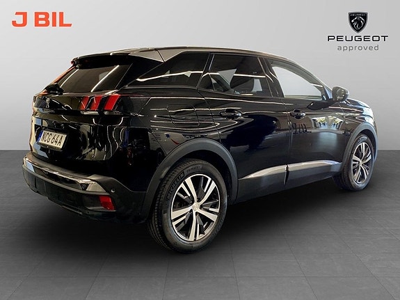 Peugeot 3008 3 of 5
