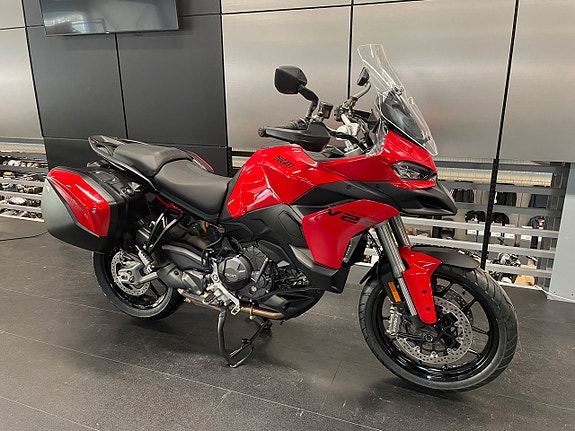 Ducati Multistrada V2 S Travel 2 of 5