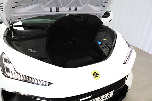 Lotus Eletre 21 of 30