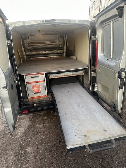 Opel Vivaro 5 of 5