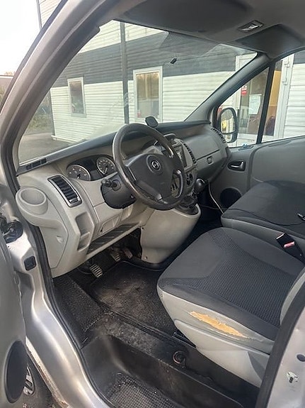 Opel Vivaro 6 of 7