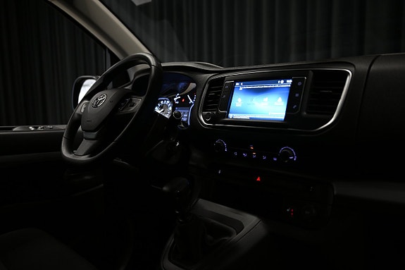 Toyota Proace Verso 29 of 30