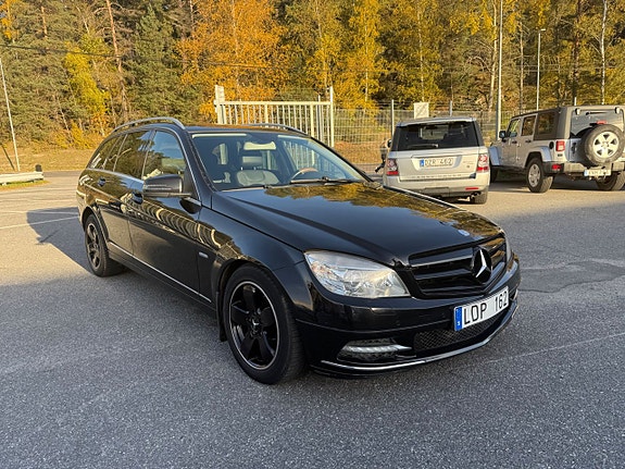 Mercedes-Benz C220