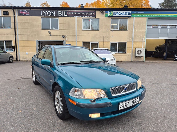 Volvo S40