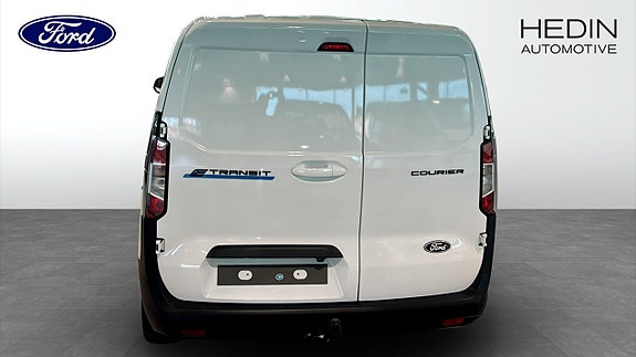 Ford Courier 7 of 9