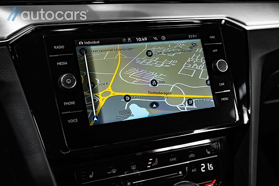 Volkswagen Passat 16 of 30