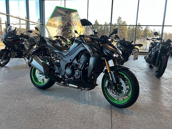 Kawasaki Z1100 SE Nyhet! Finns i lager - Köp Online 8 of 8