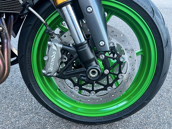 Kawasaki Z1100 SE Nyhet! Finns i lager - Köp Online 6 of 8