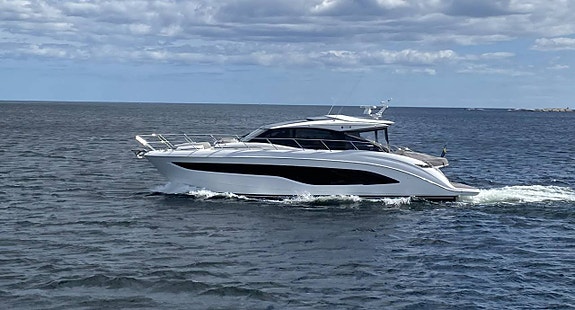 Princess V55 -2020 3 of 12