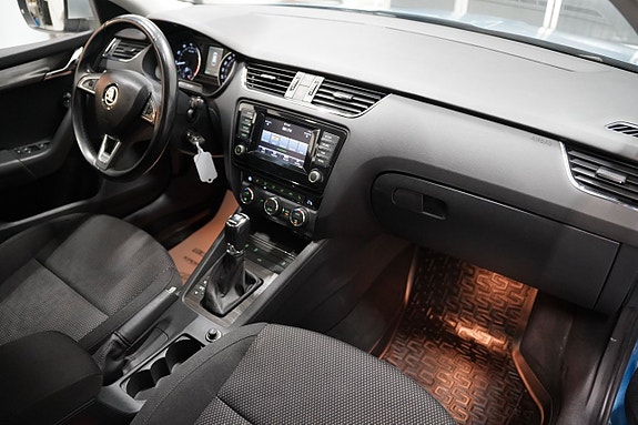 Skoda Octavia Scout 7 of 20