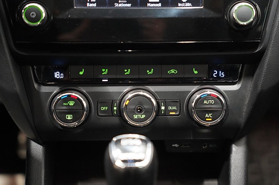 Skoda Octavia Scout 13 of 20