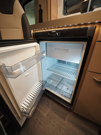 Knaus Van Ti 550 MF Mässerbjudande I AUT I 3500kg I Under 6m 11 of 18