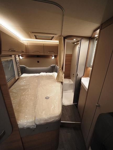 Knaus Van Ti 550 MF Mässerbjudande I AUT I 3500kg I Under 6m 14 of 18