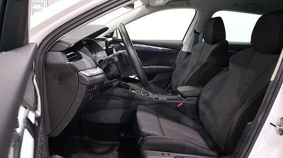 Skoda Octavia 6 of 19