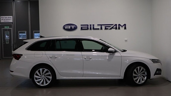 Skoda Octavia 3 of 5