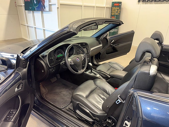 Saab 9-3 13 of 23