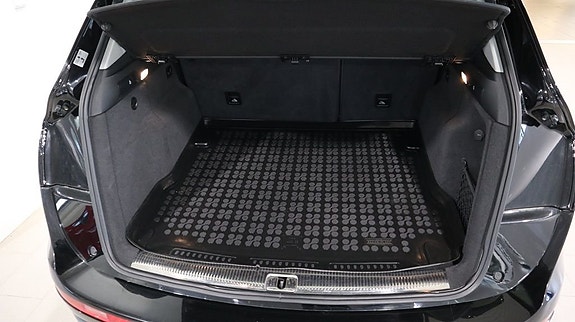 Audi Q5 12 of 17
