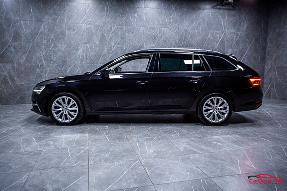 Skoda Superb 4 of 5