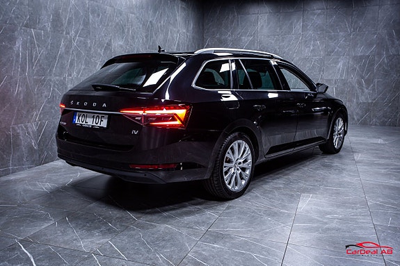 Skoda Superb 7 of 27