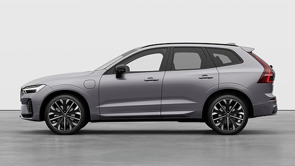 Volvo XC60 5 of 30
