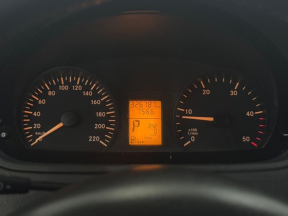 Mercedes-Benz Vito 113 15 of 20