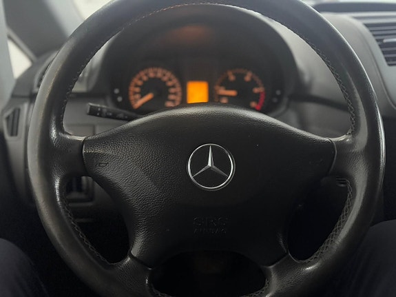 Mercedes-Benz Vito 113 14 of 20