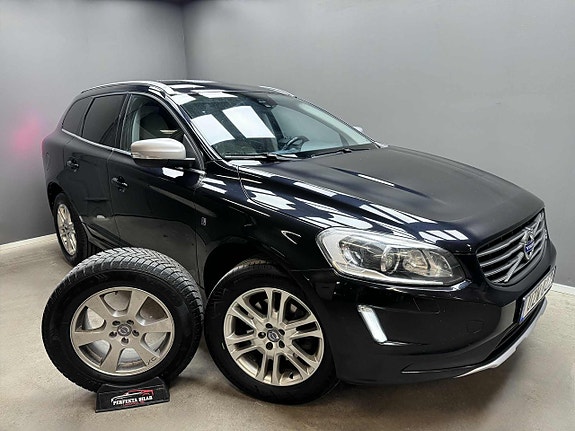 Volvo XC60 9 of 23