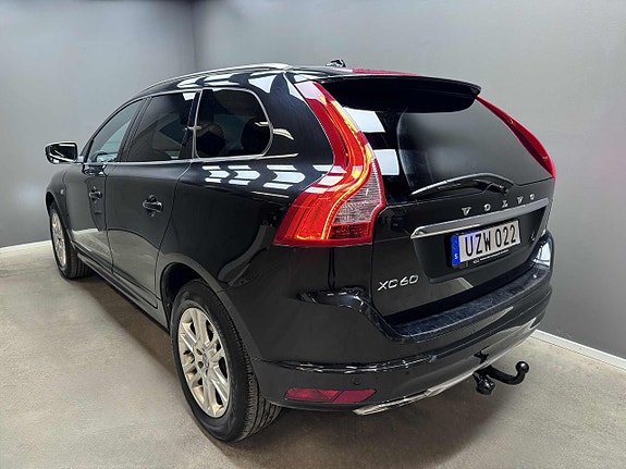 Volvo XC60 5 of 23