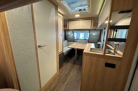 Knaus SPORT 400 LK 10 of 16