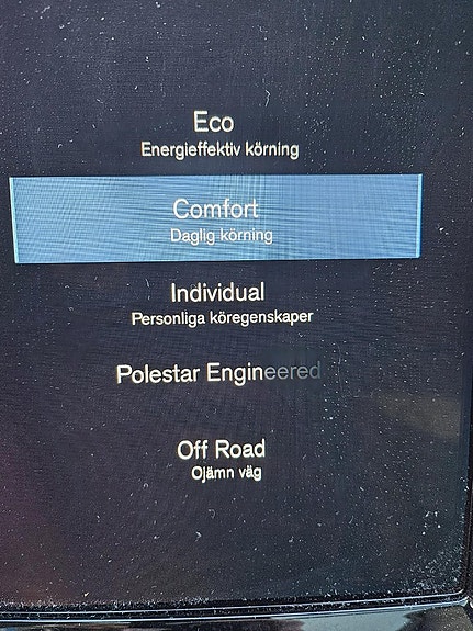 Volvo V90 Cross Country 10 of 13