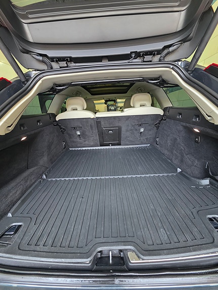Volvo V90 Cross Country 11 of 17