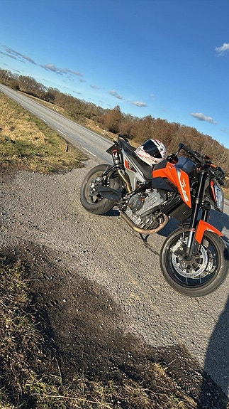 KTM 790 duke 4 of 4