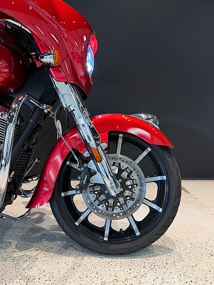 Indian Chieftain Thunder Stroke 111 V-Twin | Dr. Jekill&Hyde 3 of 17