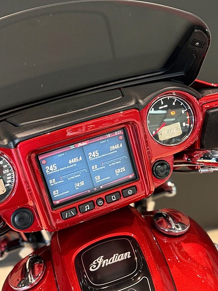 Indian Chieftain Thunder Stroke 111 V-Twin | Dr. Jekill&Hyde 14 of 17