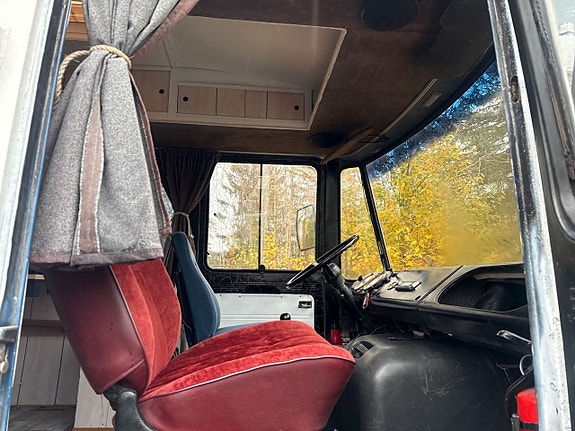 Mercedes-Benz T2 16 of 30