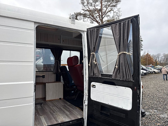 Mercedes-Benz T2 29 of 30