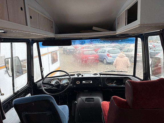 Mercedes-Benz T2 13 of 30