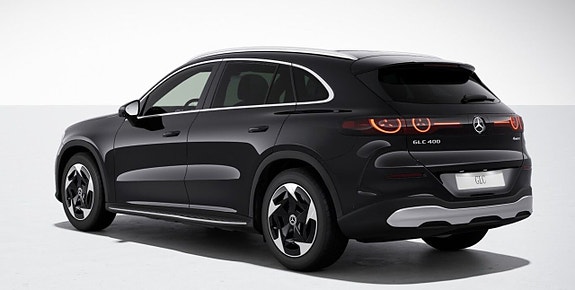 Mercedes-Benz GLC400 3 of 5