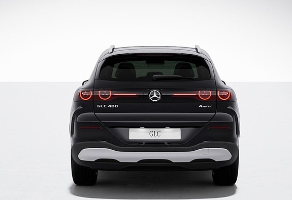 Mercedes-Benz GLC400 4 of 5