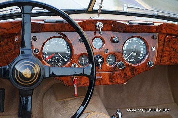 Jaguar XK140 7 of 30