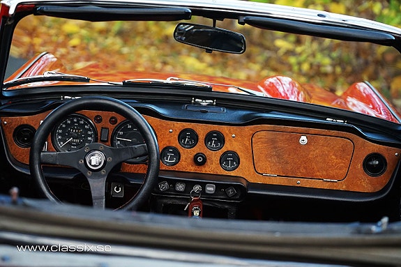 Triumph TR5 11 of 16