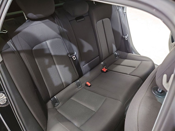 Audi A6 13 of 18