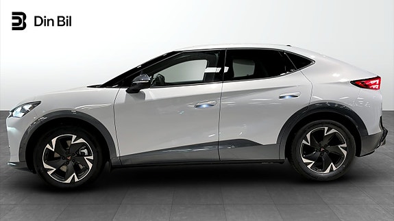 Cupra Tavascan 3 of 13