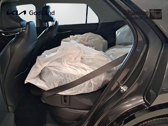 Kia Niro 9 of 16