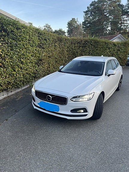 Volvo V90 2 of 5