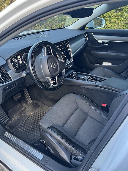 Volvo V90 4 of 5