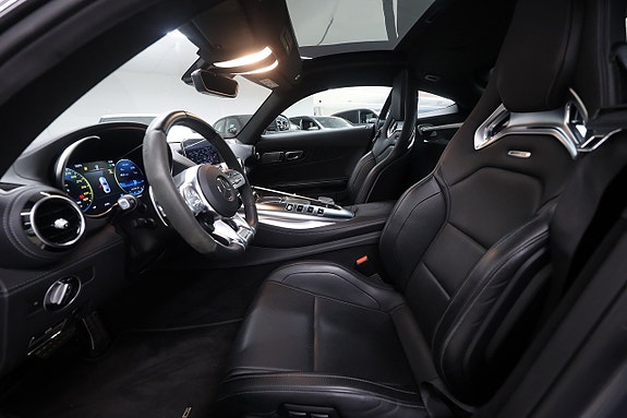 Mercedes-Benz AMG GT C 18 of 29